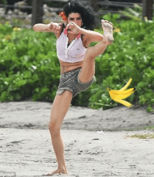 Image Source: http://www.dailysquib.co.uk/thumbnail.php?file=cat_122/1782.jpg&size=article_medium